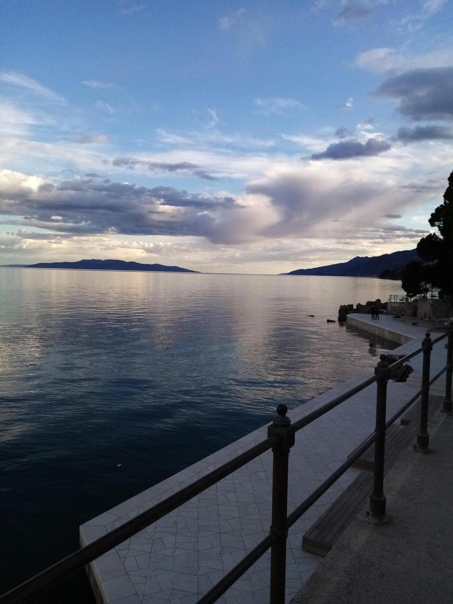 Apartman Lori Lovran Εξωτερικό φωτογραφία