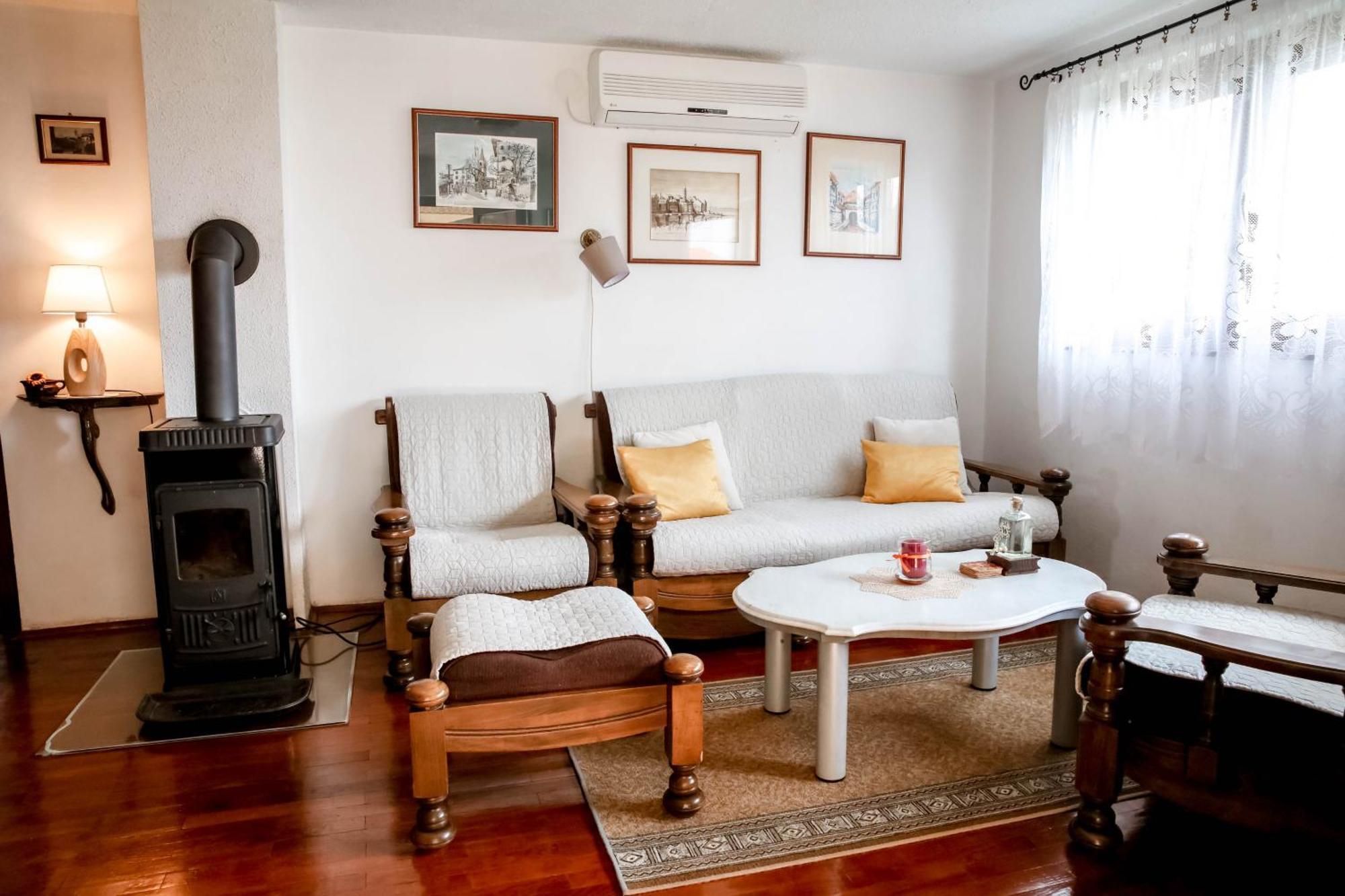 Apartman Lori Lovran Εξωτερικό φωτογραφία